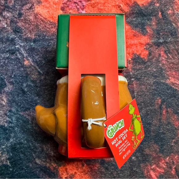 💜 The Grinch Max the Dog Hot Cocoa Mix & Mug Gift Set - NWT - Picture 5 of 6